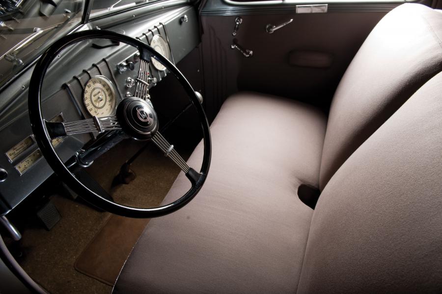 Интерьер LaSalle Opera Coupe (37-5027) 1937 года  (фото 3 из 6)